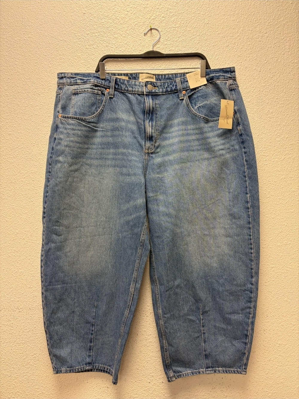 Women's Barrel Leg Jeans Size 22 #876